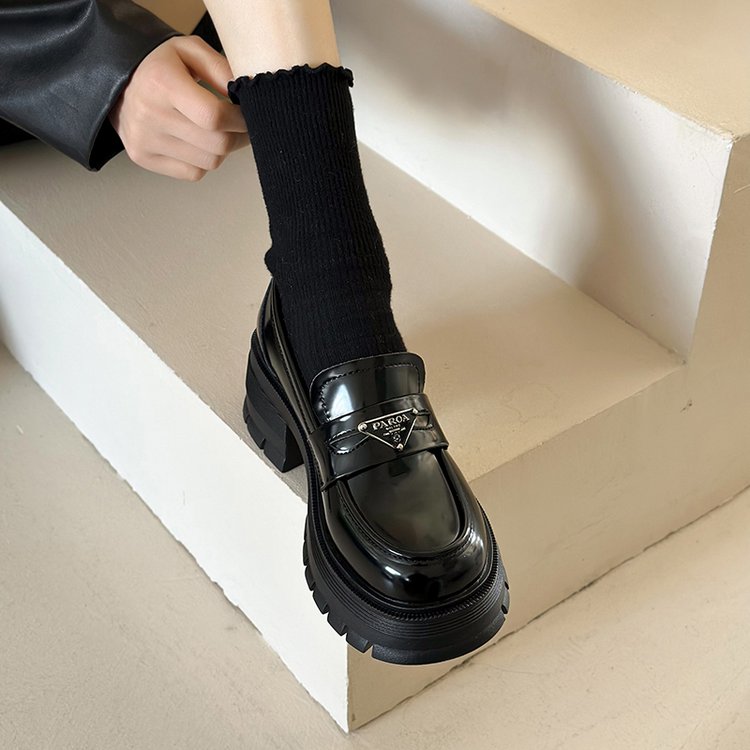 法式厚底粗跟英伦风小皮鞋女2025秋季新款复古圆头玛丽珍乐福单鞋