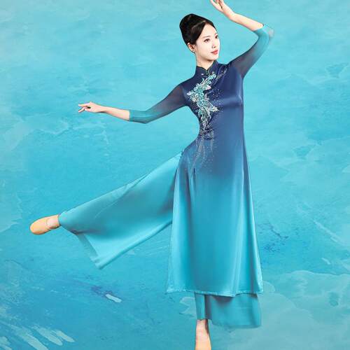 秧歌舞演出服装女飘逸中老年成人长裙旗袍伞舞扇子舞古典舞蹈服新