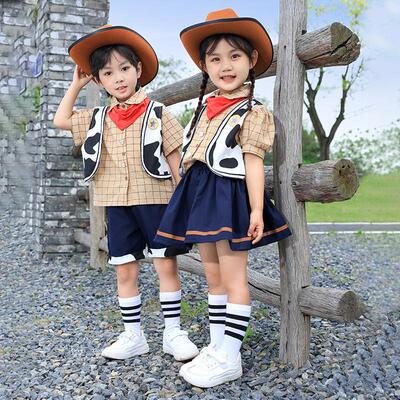 迪士尼小男孩装扮六一儿童演出服女孩穿搭胡迪cos玩具总动员衣服