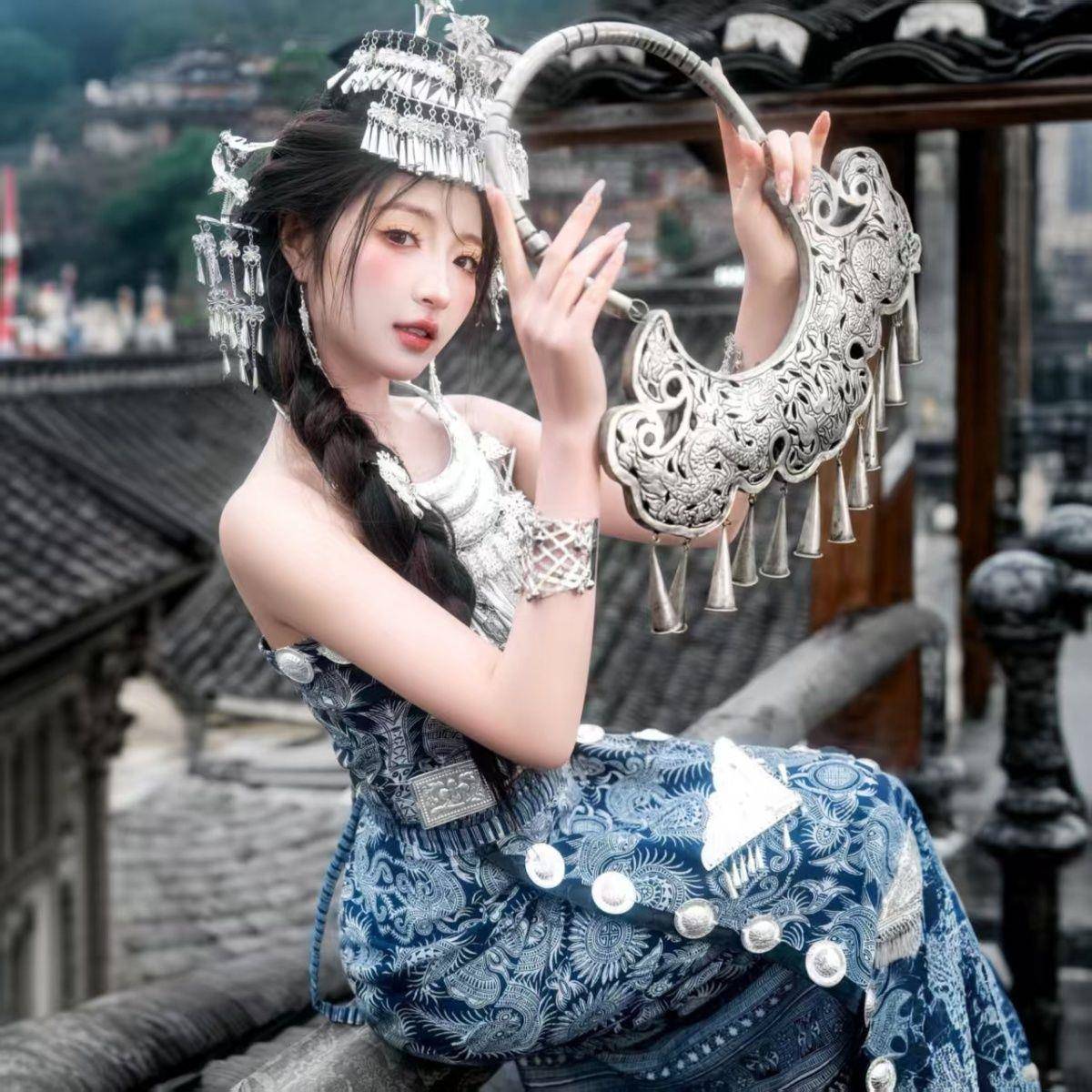 云南SHY贵州苗族特蜡染舞蹈演出服疆少女土旅家族苗寨拍色摄苗影