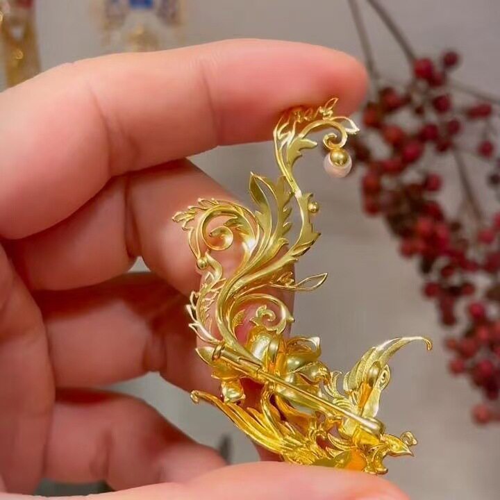 凤来凤仪凤凰胸针黄金色拉丝花丝镶嵌珍珠锆石别针新中式汉服配饰