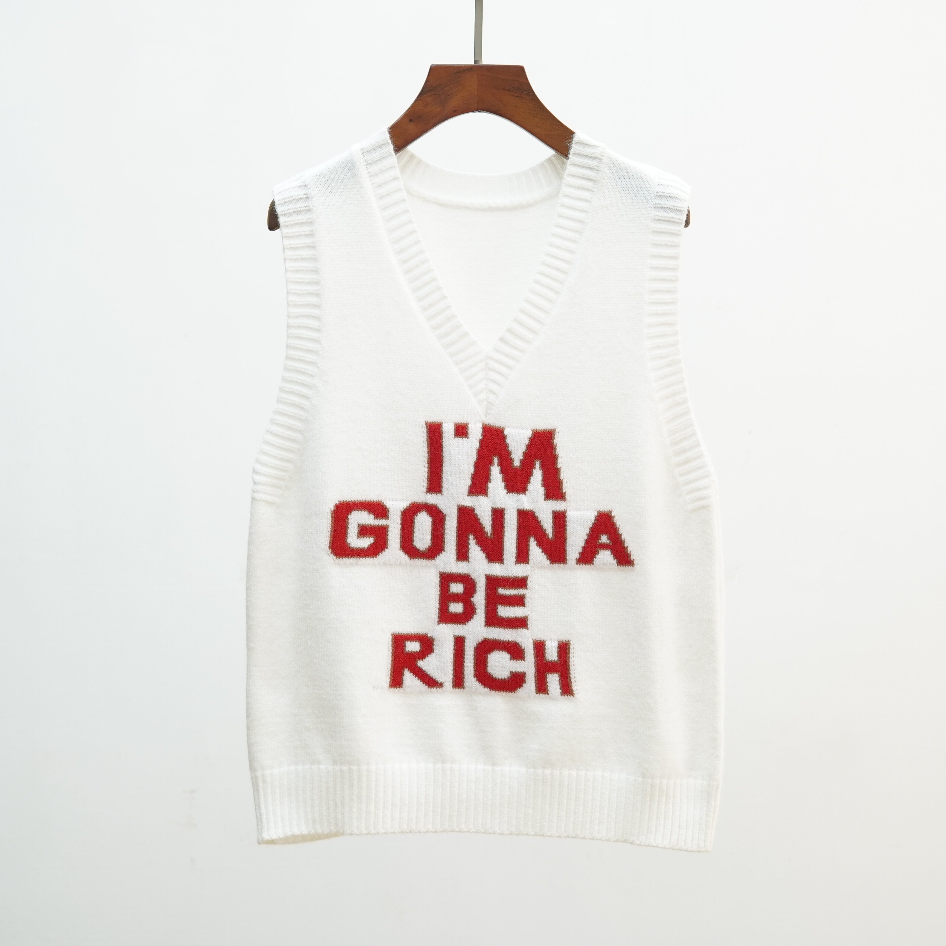 509 2025新款秋冬V领提花字母针织马甲背心女士叠穿毛衣坎肩上衣