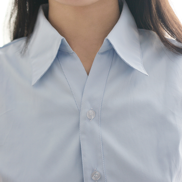 女衬衣韩棉粉色衬衫细斜条纹职业V领修身短袖浅蓝白工作服正装在类目 女装/女士精品, 衬衫中 - 来自Buy2taobao.com提供专业的淘宝代购服务