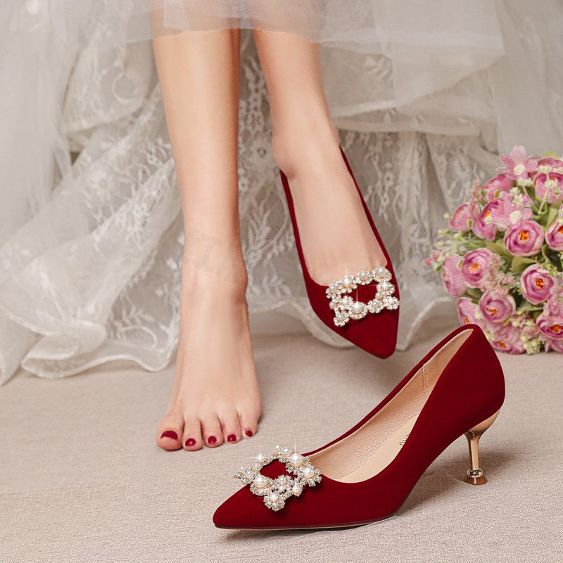 婚鞋女2025年春夏新款尖头酒红色细跟秀禾婚纱两穿新娘高跟不累脚,女鞋,婚鞋,淘宝优惠券,粉丝福利购,淘宝优惠卷