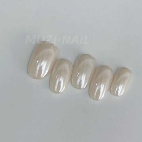 MUZINAIL·【北欧028】纯手工定制美甲短款指甲海莉月光粉美甲爆