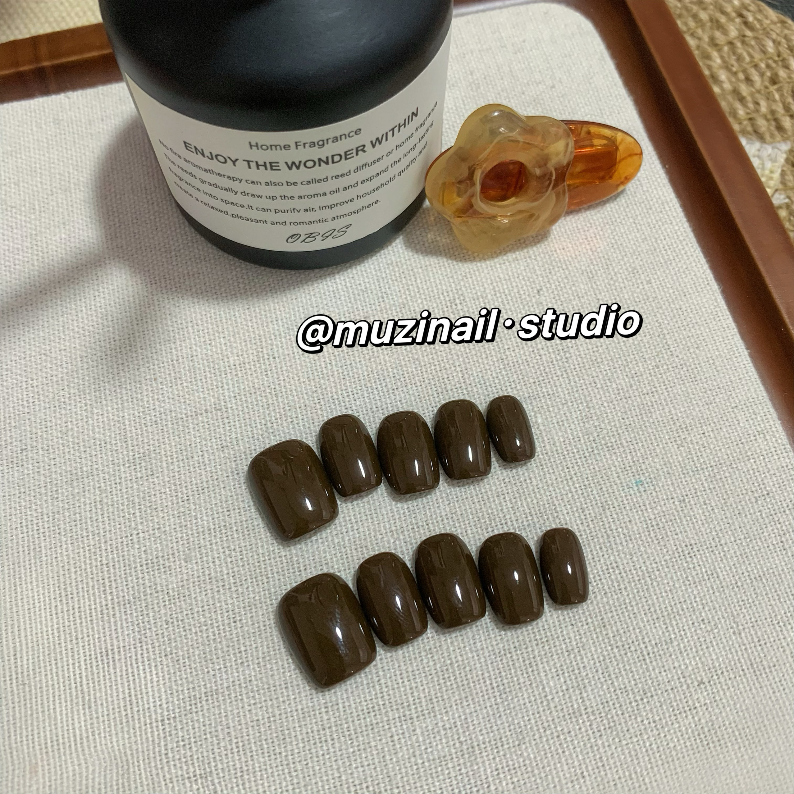 【MUZI穿戴甲】纯色秋冬新款小众ins风显白高级感短款手工假指甲4