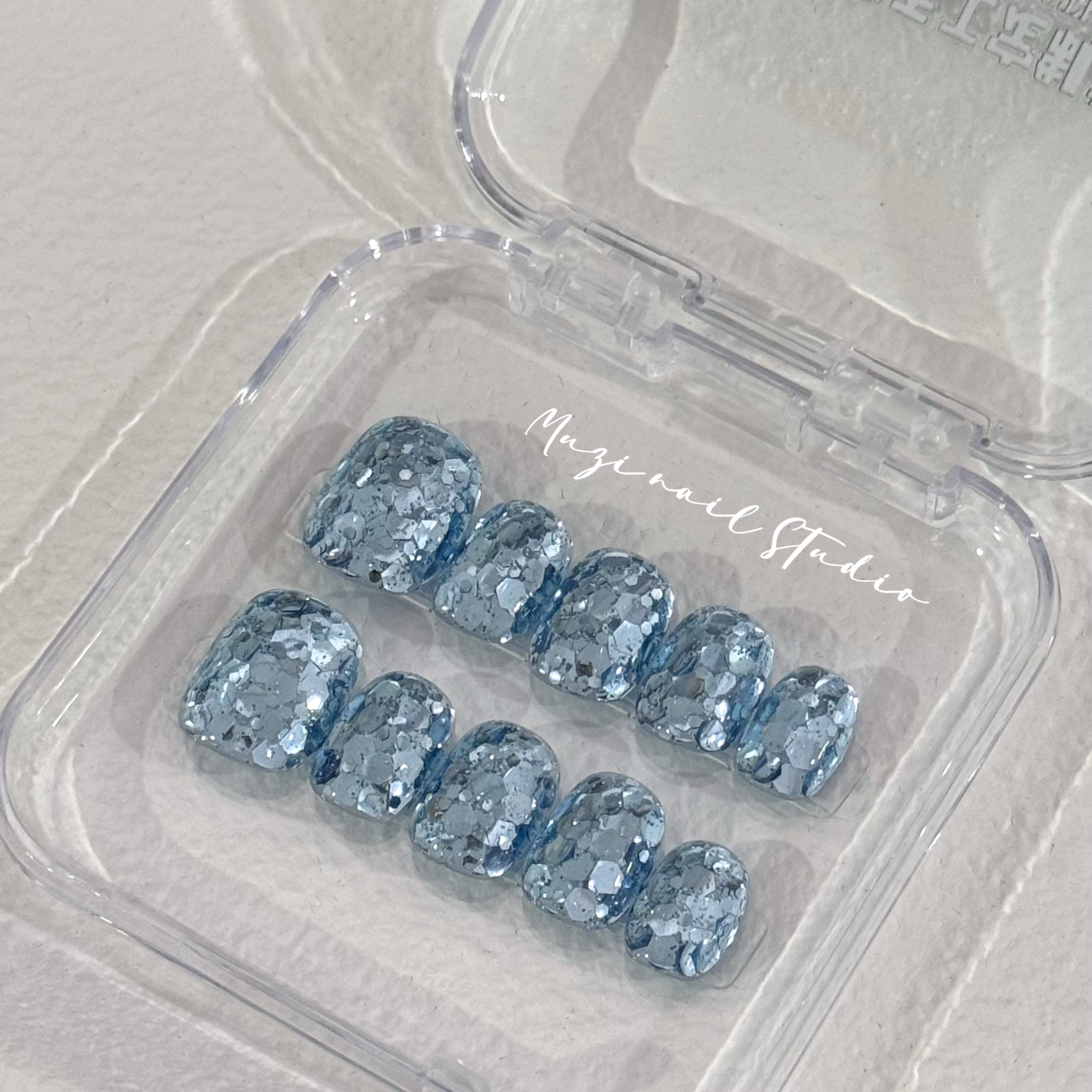 【MUZI穿戴甲】蓝色亮片手工定制小众ins美甲短甲亮片美甲显白