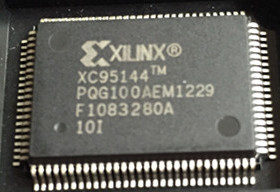主营一系列IC集成 XC95144-PQG100 全新现货库存 质量保证