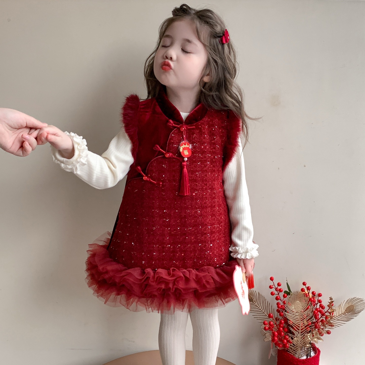 女童冬款盘扣年服旗袍两件套2025新款洋气过年服套装童装拜年服潮