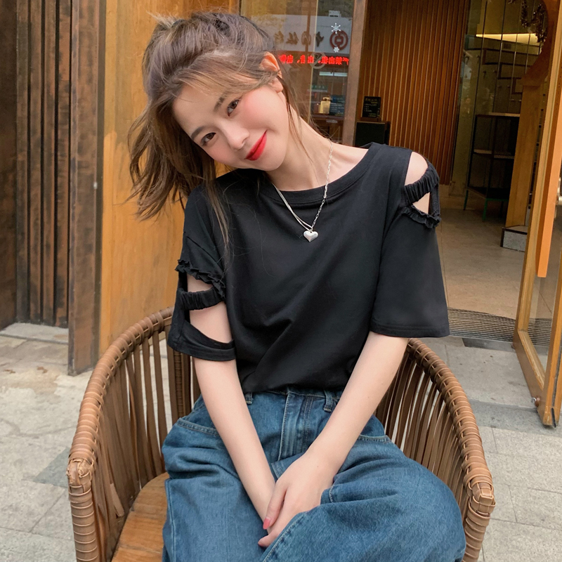 實拍夏季新款肩膀袖子破洞小眾設計感黑色短袖恤女寬鬆上衣