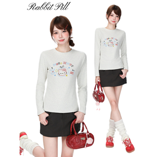 RabbitPill原创苹果kitty猫可爱甜妹圆领微宽松正肩短款长袖T恤女