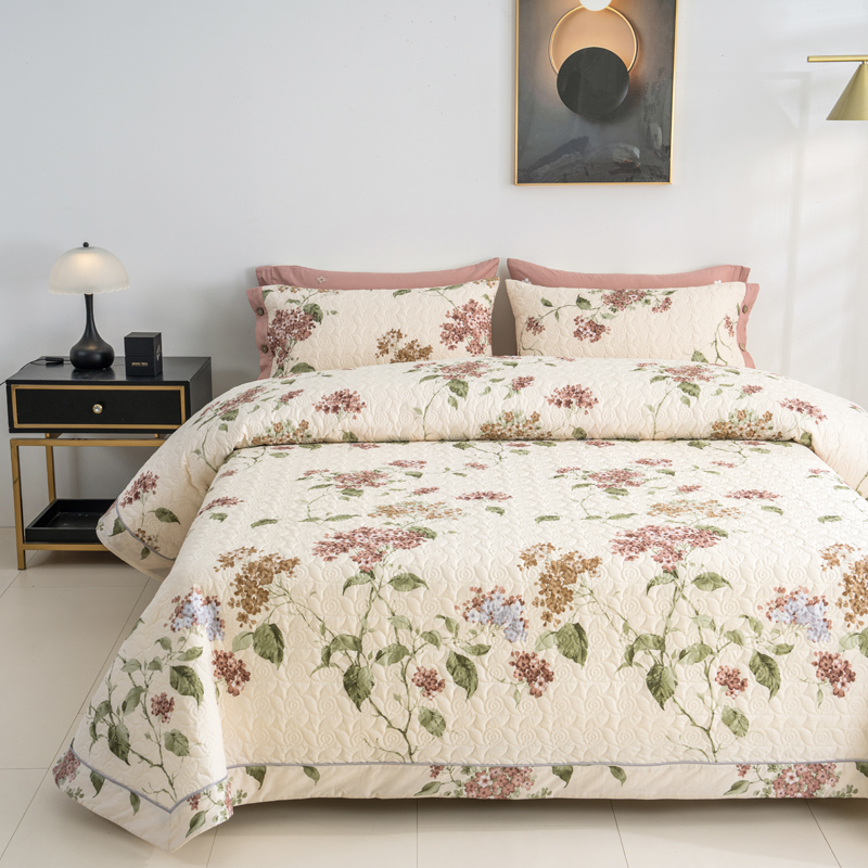 全棉夹棉绗缝床盖四季通用