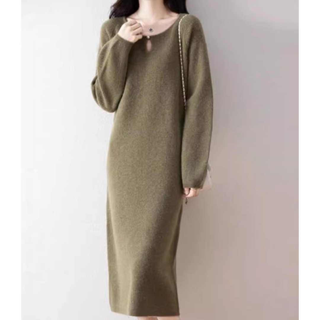秋冬温柔风圆领长款针织连衣裙