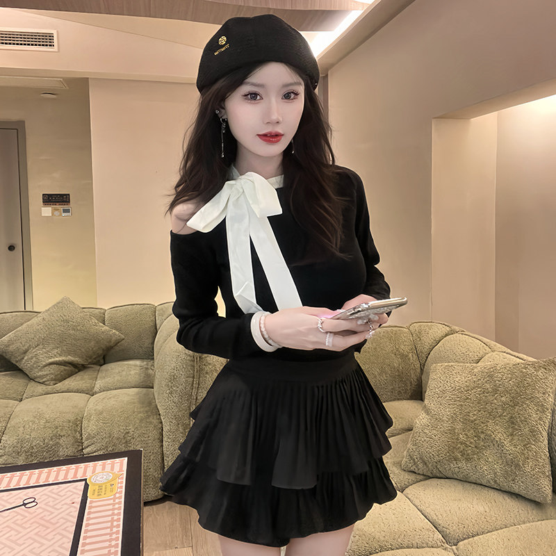 法式小香风黑色露肩上衣女秋设计感小众修身绑带蝴蝶结长袖针织衫