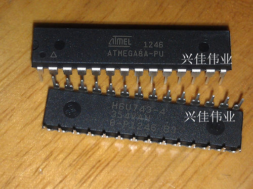 直插 ATMEGA8A-PU AVR单片机/8K闪存微控制器 DIP-28 质量保证