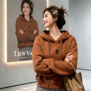 橘色连帽卫衣女款2026新款爆款春季时尚洋气短款宽松套头女士上衣