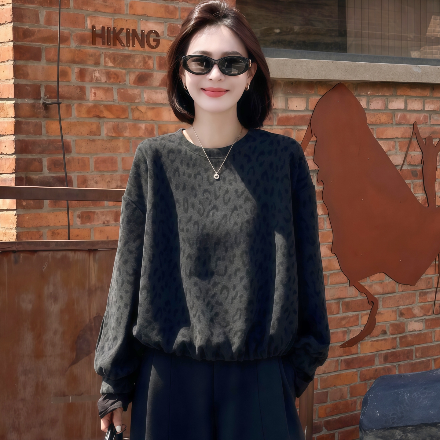 【赠送运费险】洋气设计感上衣女