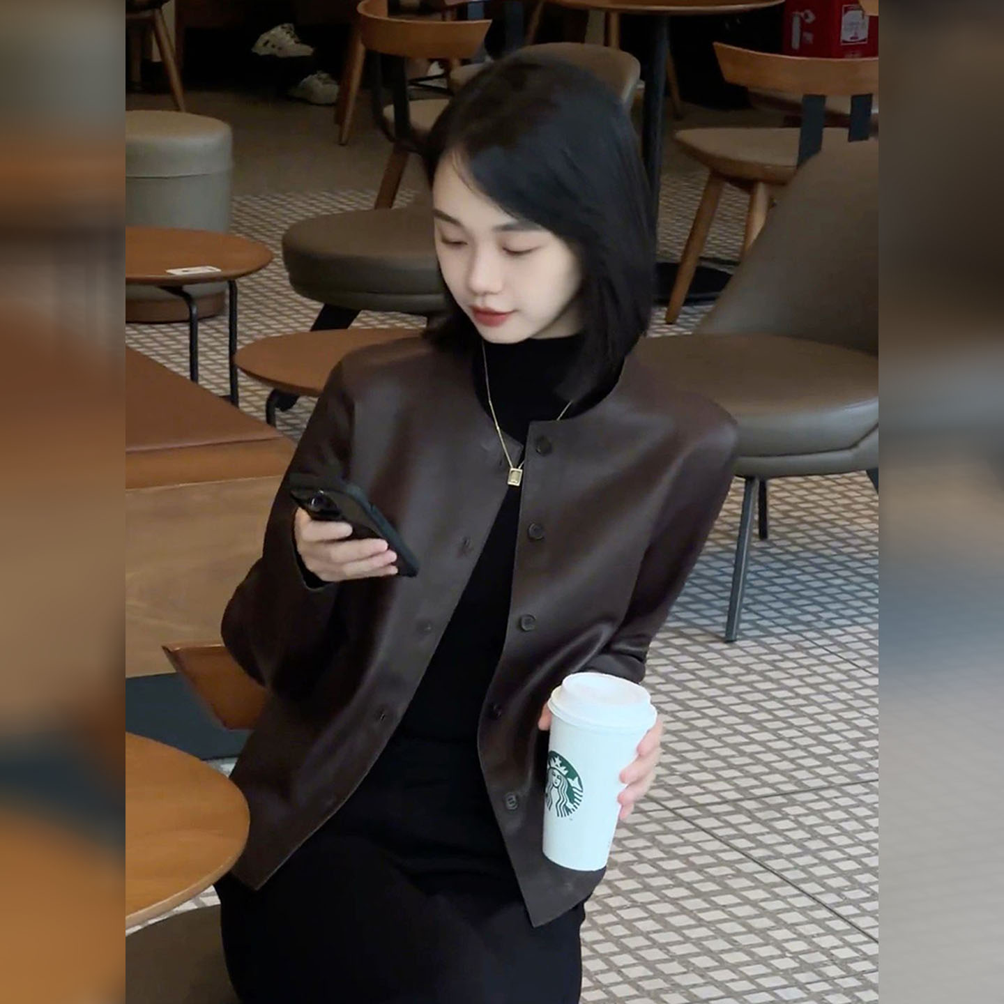 【赠送运费险】深咖色皮衣外套女