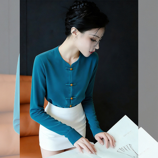 新中式国风蓝色盘扣灯芯绒衬衫26年冬独特超好看重要场合绝美上衣