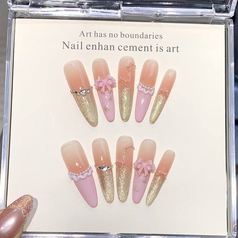 【浪漫法式】爆闪金色猫眼桃粉法式珍珠裙摆爱心穿戴甲批发成品,彩妆/香水/美妆工具,穿戴甲/甲片,淘宝优惠券,粉丝福利购,淘宝优惠卷