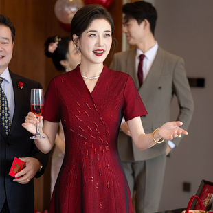 优雅红色深V领短袖 喜妈妈礼服宴会端庄大气高级感 中长款