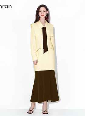 2026年春季新款直角肩翻领撞色飘带A摆撞色拼接黄色西装连衣裙
