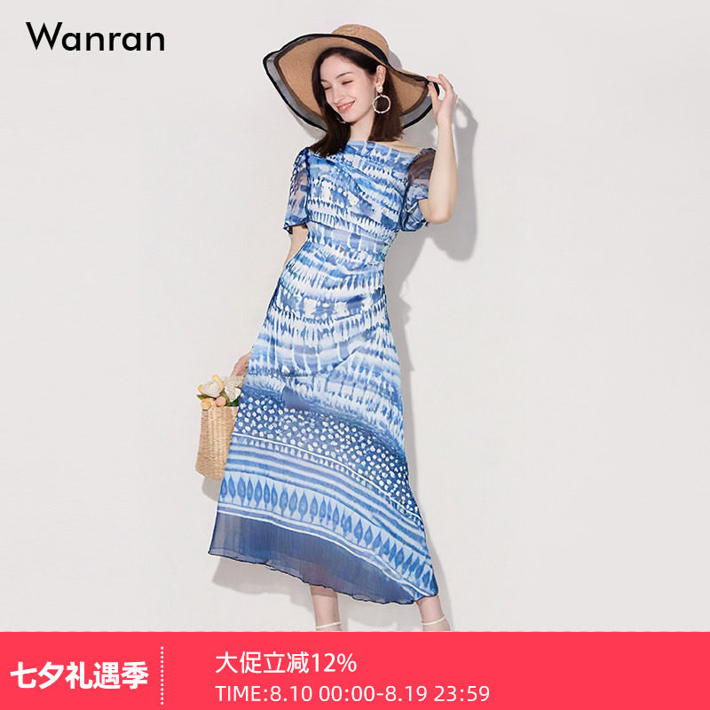 2026夏季新款气质千金一字肩灯笼袖收腰显瘦印花连衣裙礼服裙女