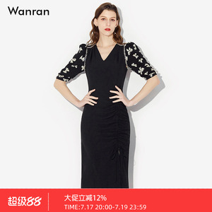 2026夏季新款V领泡泡袖气质重工黑色名媛收腰可调节连衣裙女装