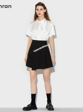 2025夏季新款时尚休闲缎面短袖宽松白色衬衣减龄高腰百褶裙裤套装