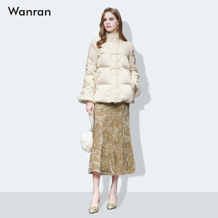 2025冬季立领盘扣貂毛新中式国风竹叶压花短款燕麦可可色羽绒服女