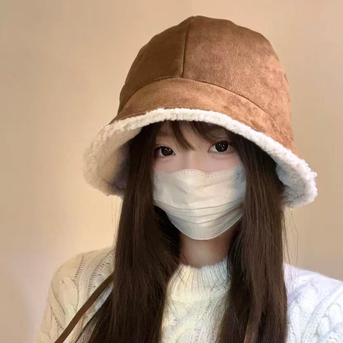 毛绒麂皮绒后开叉绑带渔夫帽