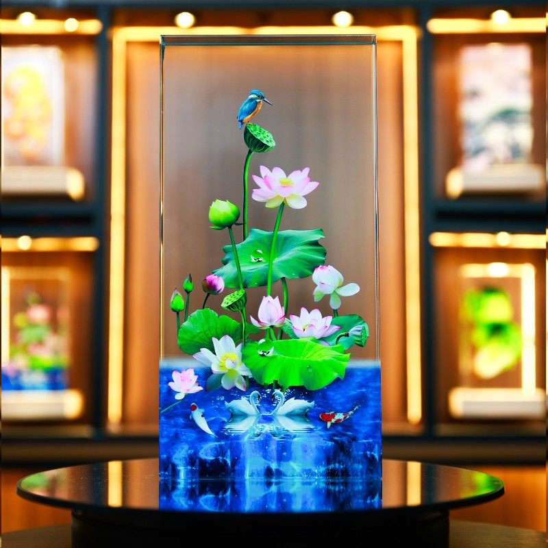 内雕荷花锦鲤高级感小众客厅电视柜水晶摆件公司新居乔迁结婚送礼,家居饰品,桌面摆件,淘宝优惠券,粉丝福利购,淘宝优惠卷