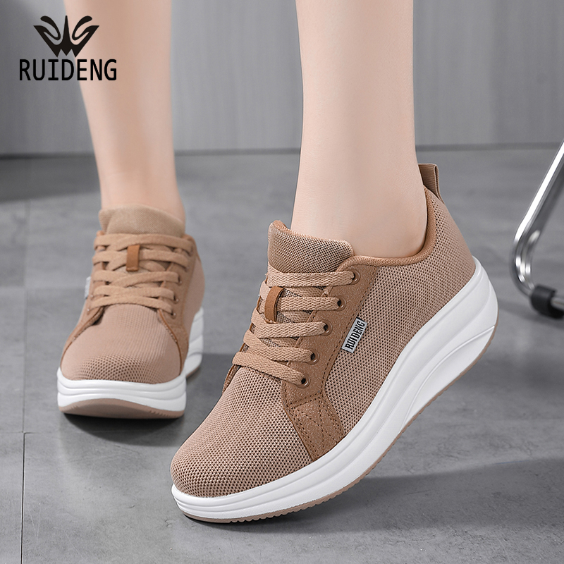 睿登休闲风坡跟摇摇鞋轻便