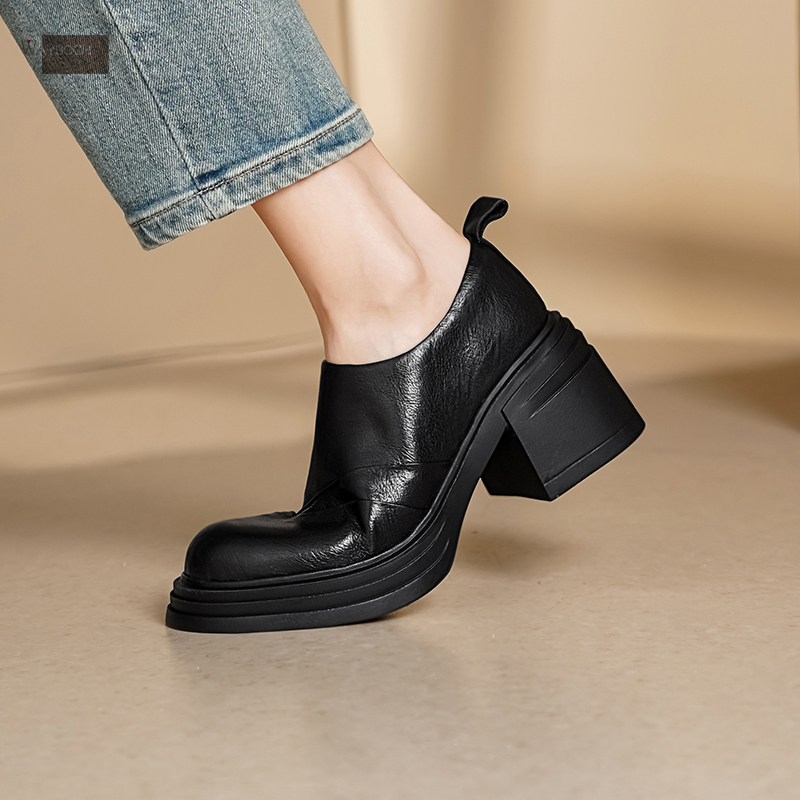 玮保/真皮深口高跟侧拉链小皮鞋