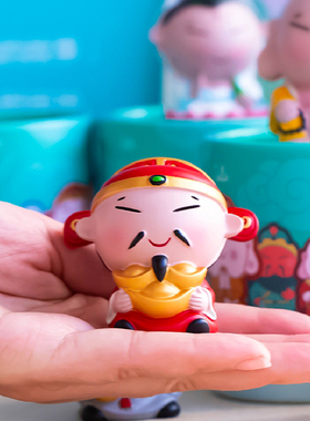 可爱工位招财财神爷关公摆件礼物