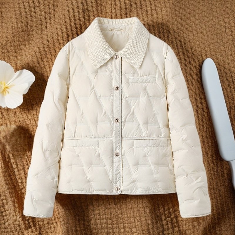 晴曼汐90白鸭绒小香风羽绒服