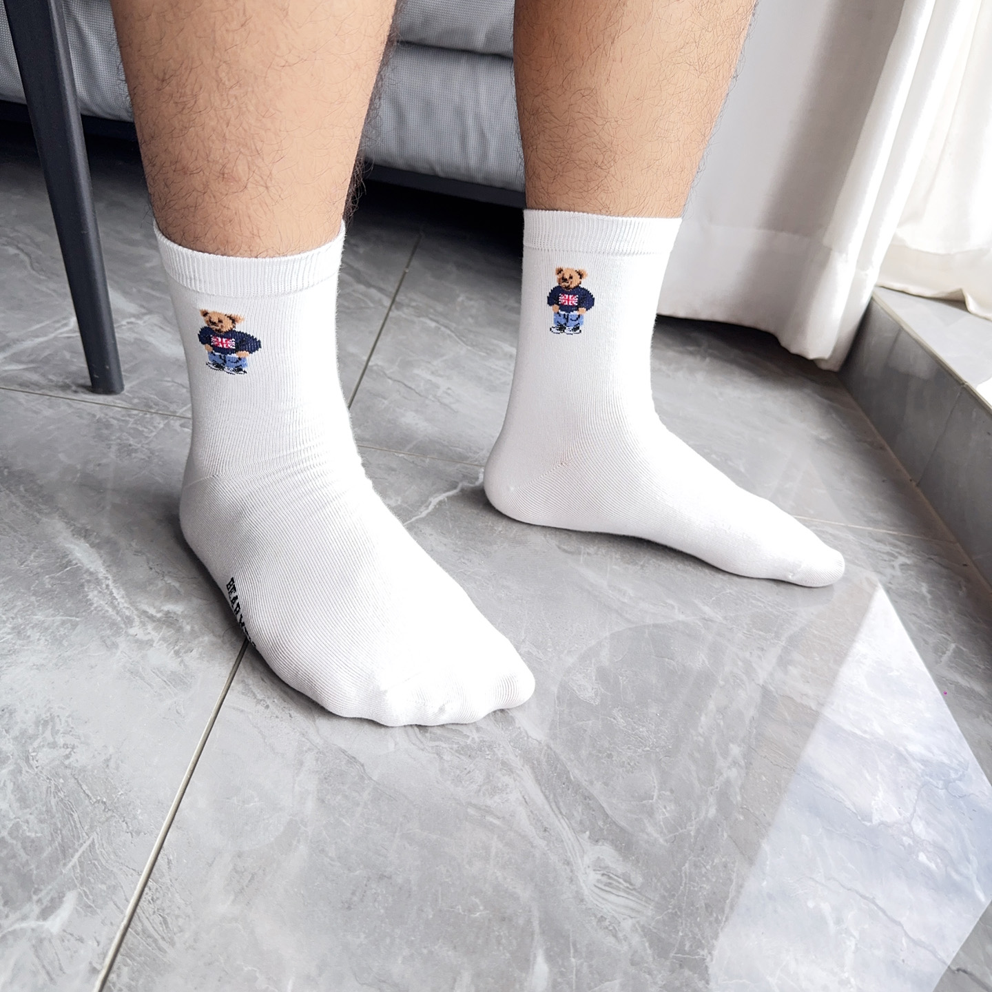 纯棉中筒袜男女同款四季可穿卡通风小熊图案韩版时尚简约中筒袜子