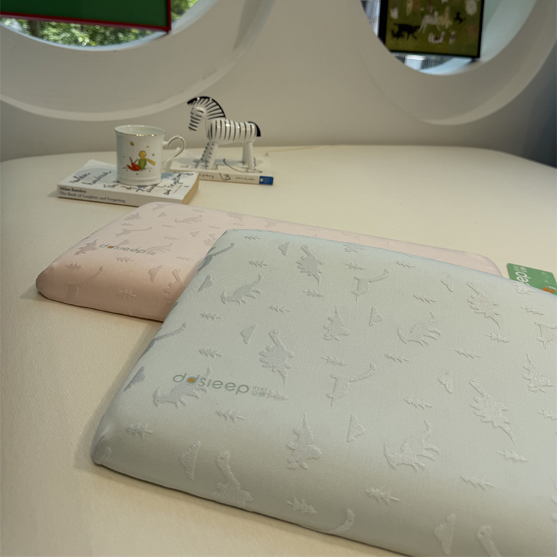 纯色儿童小恐龙一只可水洗枕芯