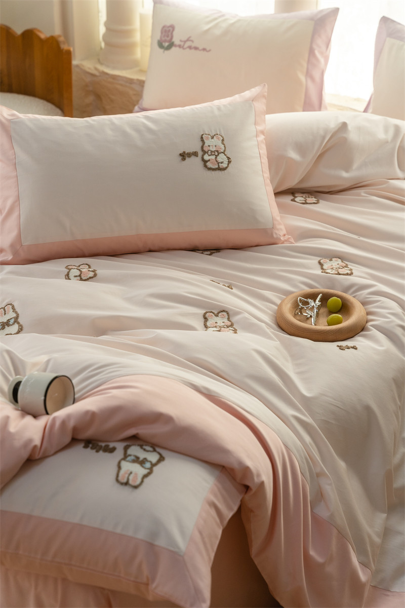 100支毛巾绣兔宝宝丝滑四件套全棉纯棉1.5m1.8床上用品卡通长绒棉