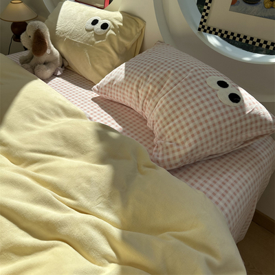牛奶绒暖黄色大眼萌床上四件套