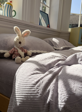 ins秋冬季雕花绒加厚保暖少女心紫色牛奶绒四件套珊瑚绒1.5m1.8米