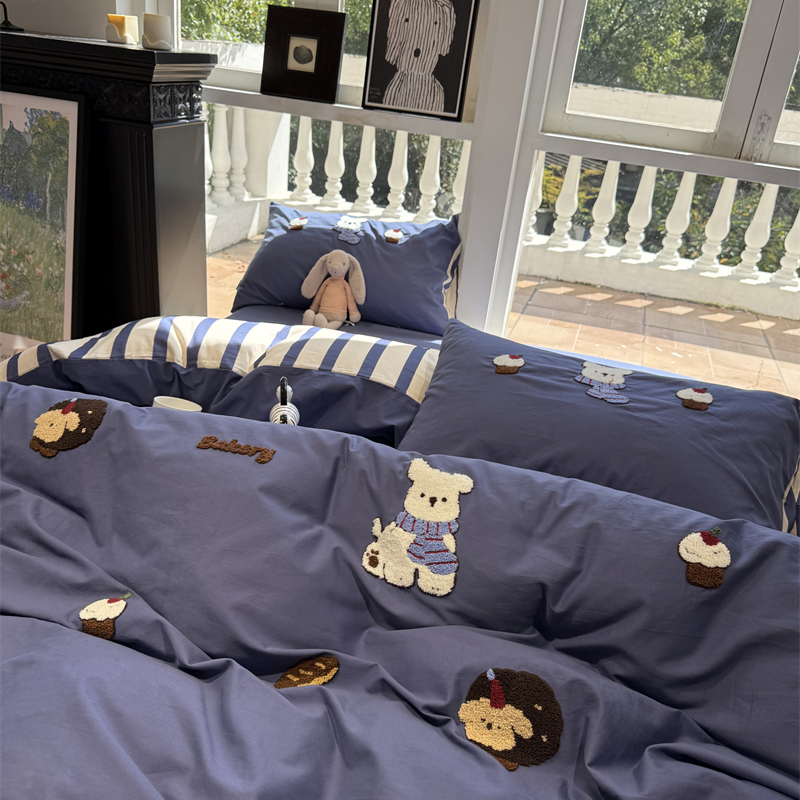 磨毛毛巾绣蓝色围巾狗四件套