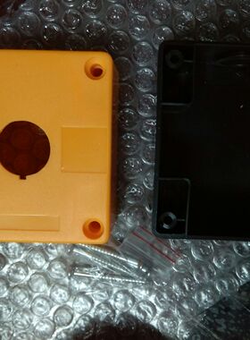 按钮盒 塑料盒 22孔 黄色 1孔位 BOX CA-BX HR-BX1 单孔一联