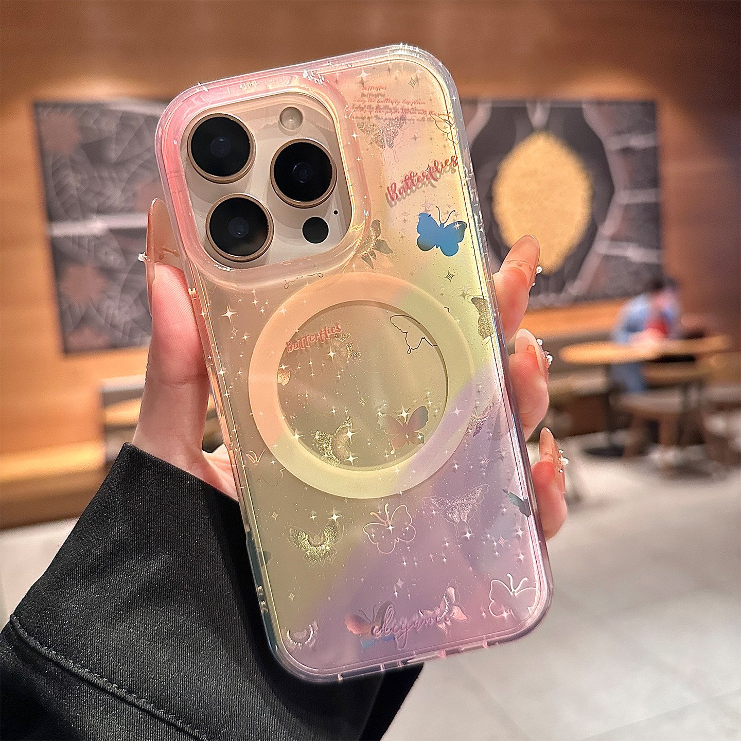 酷图韩系渐变镭射蝴蝶磁吸壳适用iphone15promax手机壳