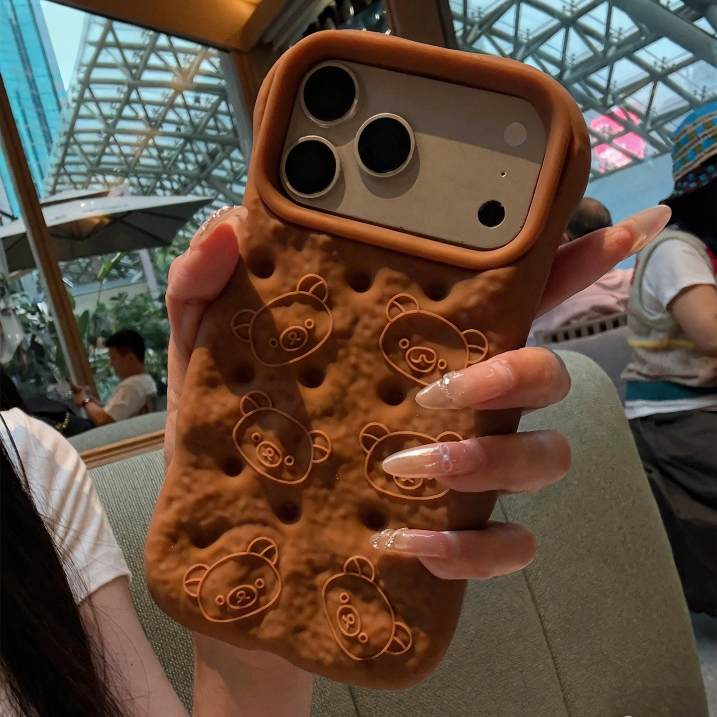 适用苹果17promax手机壳新款可爱饼干小熊iphone17pro保护套不会撞的壳16pro硅胶15全包防摔14巨好看女17卡通