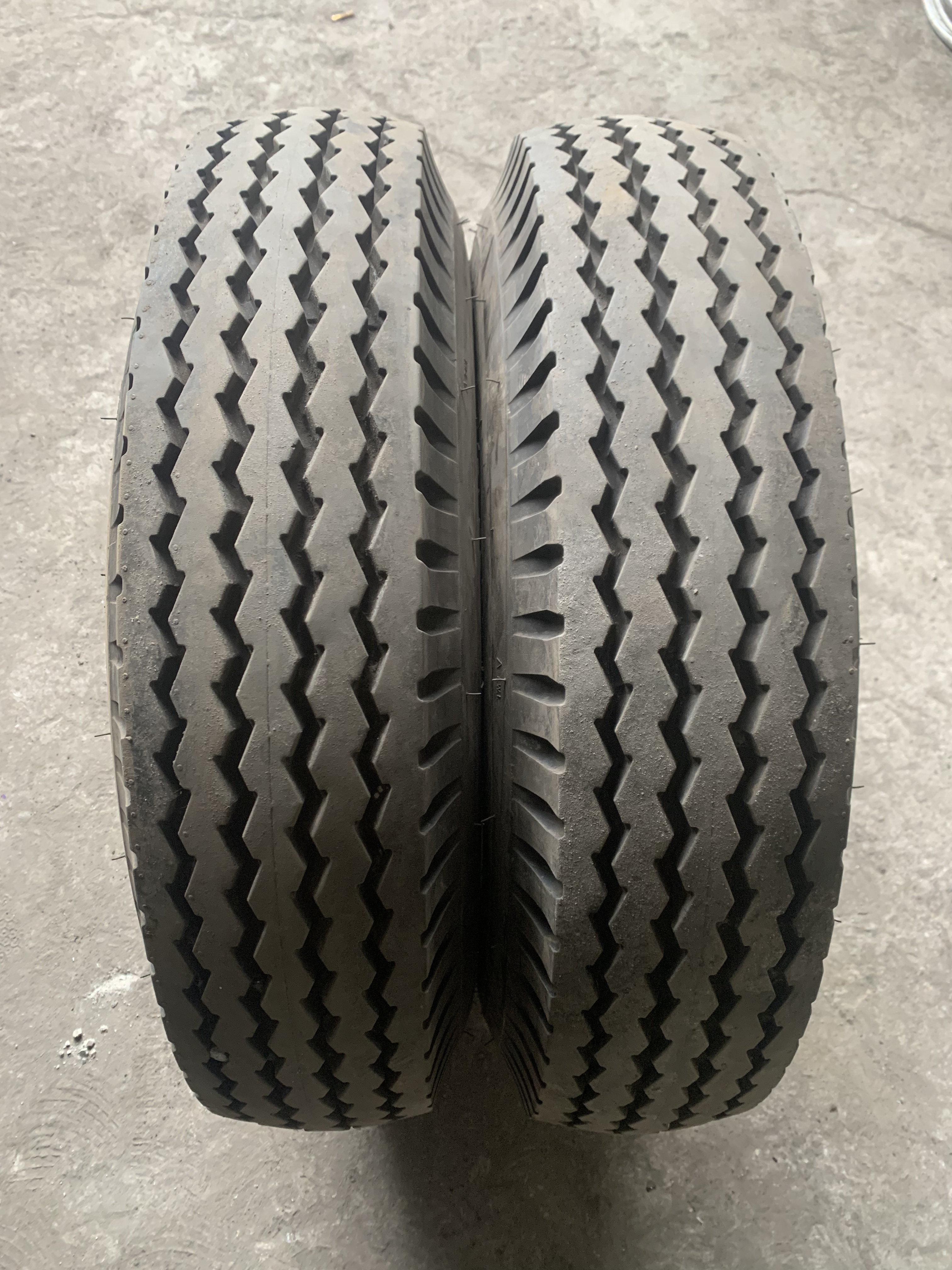 二手货车尼龙轮胎600/650/750/825/900/1000-20/13/14/15/16轮胎