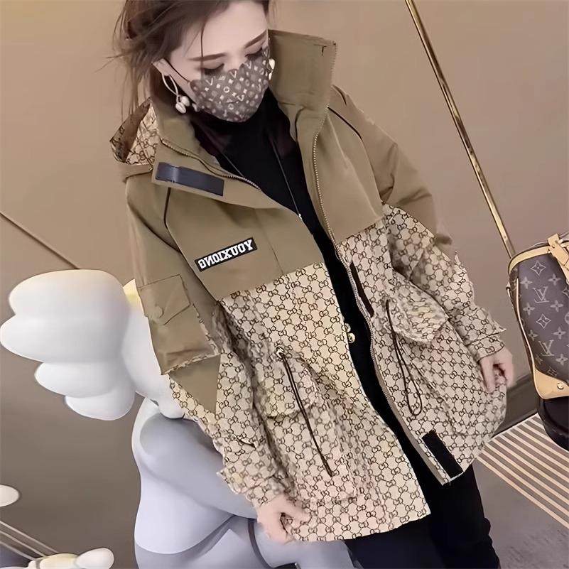 冲锋衣外套女2025新款春秋季时尚宽松休闲小个子复古高级运动上衣