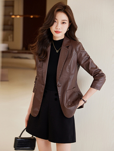 韩版短款皮衣外套女小个子2025新款今年流行高级感炸街小西服上衣