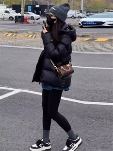 黑色羽绒服女短款2025冬季新款韩版90白鸭绒小个子连帽面包服外套