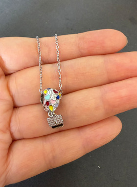 彩色热气球创意滴油吊坠项链女钛钢简约锁骨链